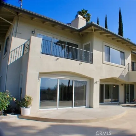 Image 2 - 4635 White Oak Place, Los Angeles, CA 91316, USA - House for rent