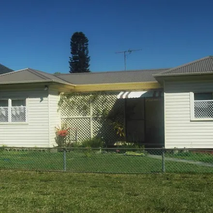 Image 3 - Eggleton Close, Singleton Heights NSW 2330, Australia - Apartment for rent