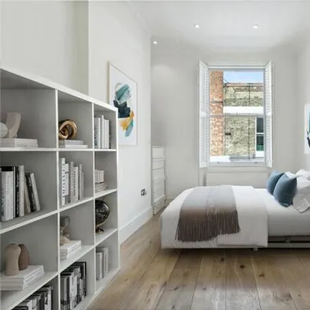 Image 4 - York Mansions, 215 Earl's Court Road, London, SW5 9RF, United Kingdom - Apartment for sale