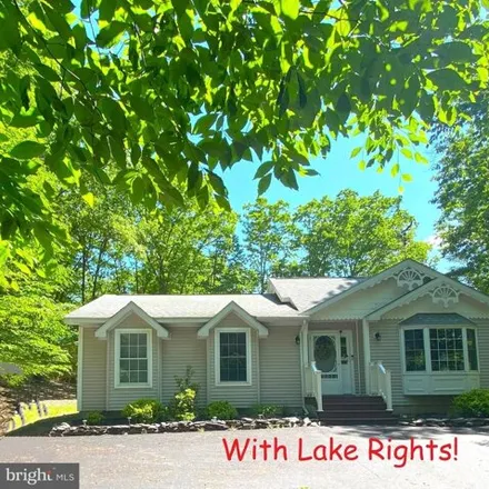 Buy this 3 bed house on 56 Cherokee Trail in Paupack Township, PA 18436