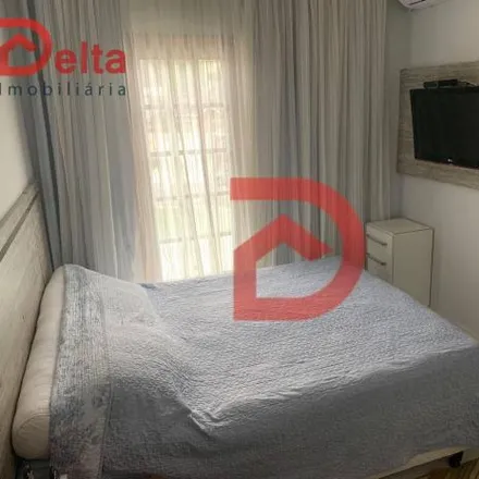 Buy this 2 bed house on Rua Bento do Carmo in Jardim Maristela, Atibaia - SP
