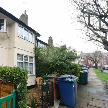 Rent this 2 bed townhouse on Albert Road in London, NW4 2SD