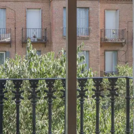 Image 9 - Go! Sushing, Paseo de las Acacias, 29, 28005 Madrid, Spain - Apartment for rent