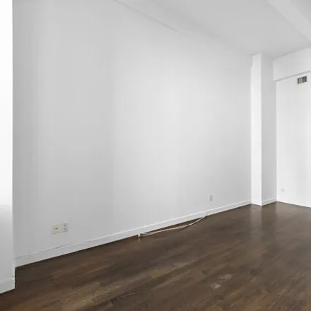 Image 4 - 9 East 36th Street, New York, NY 10016, USA - Condo for sale