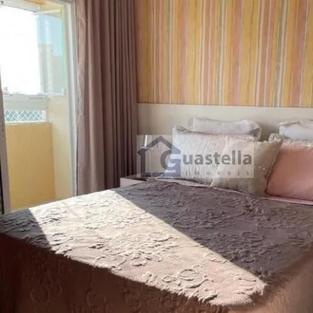 Buy this 3 bed apartment on Rua das Laranjeiras in Campestre, Santo André - SP