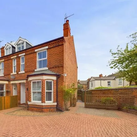 Buy this 3 bed house on Beech Avenue in Netherfield, NG4 2FU
