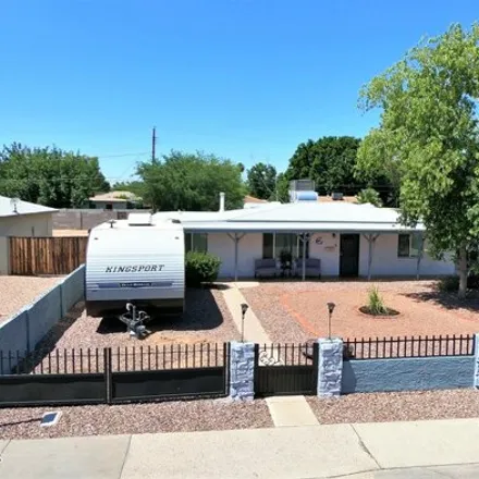 Buy this 3 bed house on 2118 West Campbell Avenue in Phoenix, AZ 85015