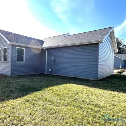 Image 5 - 190 Fernwood Drive, South Park, Upper Sandusky, OH 43351, USA - Condo for sale