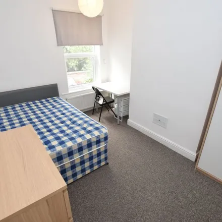 Rent this 4 bed apartment on Peel Street in Derby, DE22 3GH