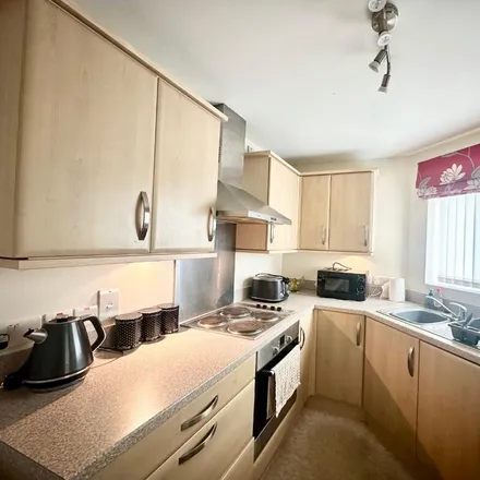 Rent this 2 bed apartment on Thorncliffe House in Witney Close, Bulwell
