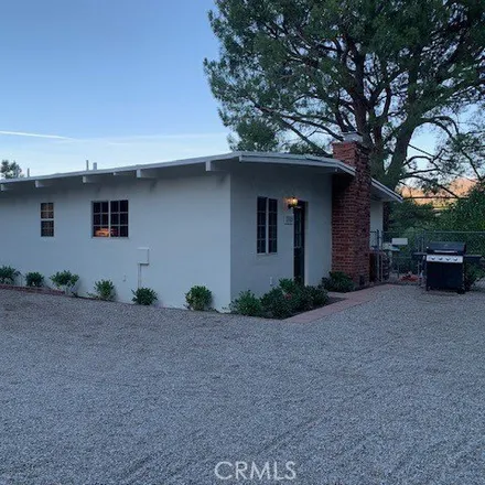 Buy this 2 bed house on 27554 Trail Ridge Road in Santa Clarita, CA 91387