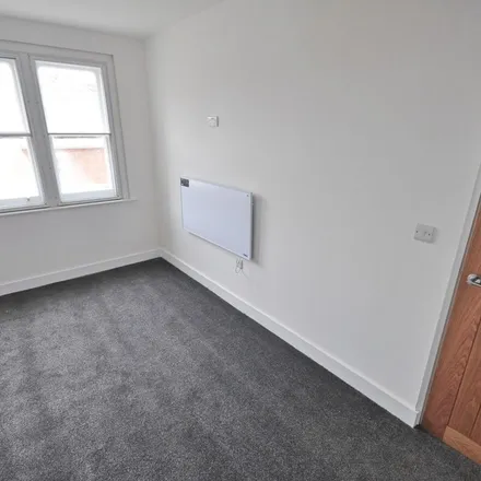 Rent this 1 bed apartment on Mimi in High Street, Burton-on-Trent