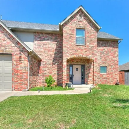 Image 2 - 712 S Avery St, Moore, Oklahoma, 73160 - House for sale