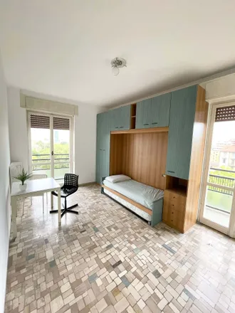 Rent this 3 bed room on Tocco Italiano in Via privata Sant'Ampellio, 16