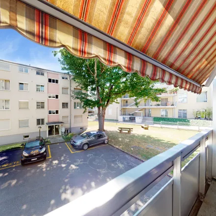 Image 1 - Hauptstrasse, 4102 Binningen, Switzerland - Apartment for rent