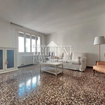 Rent this 3 bed apartment on Istituto Omnicomprensivo Gian Antonio Farina in Contra' San Domenico, 36100 Vicenza VI