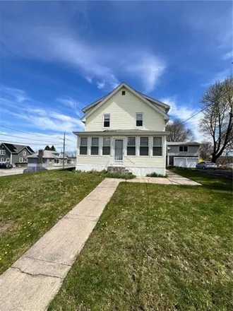 Buy this 5 bed house on 544 in 548 Manville Road, Woonsocket