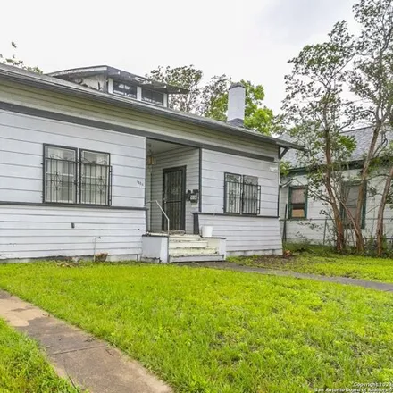 Buy this 3 bed house on 962 Willow Street in San Antonio, TX 78208