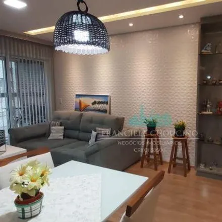 Buy this 2 bed apartment on Avenida São João in Brasilia, Londrina - PR