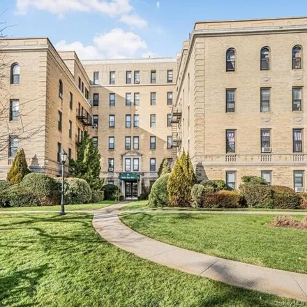 Buy this studio apartment on 43 Calton Road in Chester Heights, City of New Rochelle
