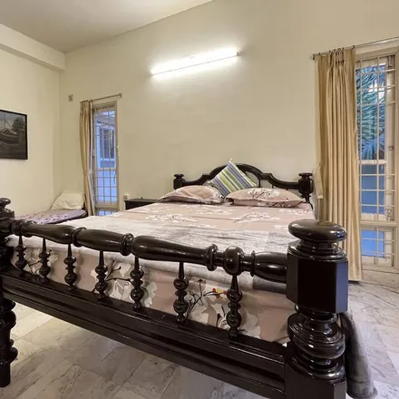 Rent this 3 bed apartment on Kolkata in Kolkata District, India