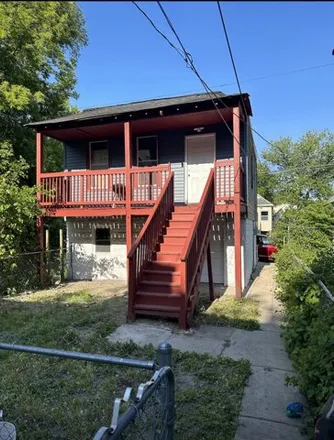 Image 2 - 8047 S Saginaw Ave, Chicago, Illinois, 60617 - House for sale