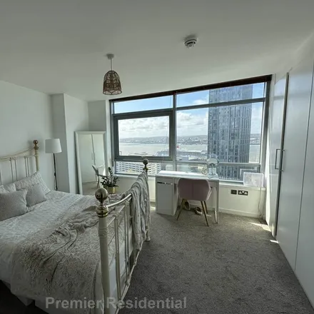 Image 4 - Beetham Tower, 111 Old Hall Street, Pride Quarter, Liverpool, L3 9BD, United Kingdom - Apartment for rent