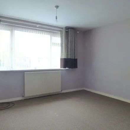 Rent this 5 bed apartment on 56 Bramcote Lane in Wollaton, NG8 2NG