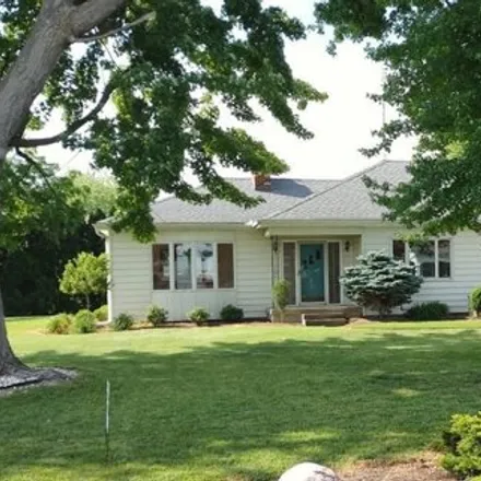 Buy this 3 bed house on 952 East 2nd Street in Delphos, OH 45833