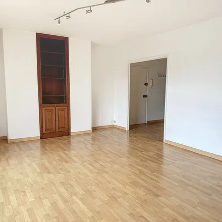 Rent this 4 bed apartment on 1 Allée Saint-Pierre in 59130 Lambersart, France