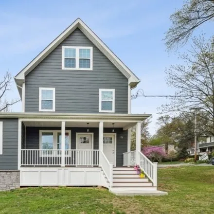 Rent this 2 bed house on 155 Hillside Avenue in Chatham, Morris County