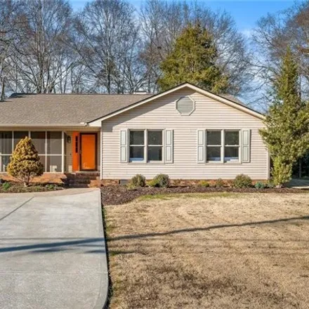 Buy this 3 bed house on 207 Skyview Drive in Skyview, Clemson