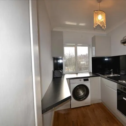Image 3 - Prescelly Place, South Stanmore, London, HA8 6DH, United Kingdom - Room for rent