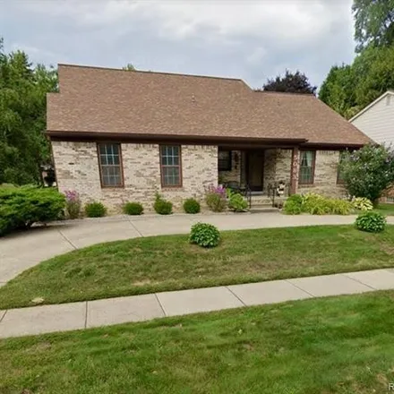 Buy this 4 bed house on 5077 Greendale in Troy, MI 48085