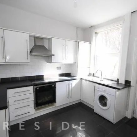 Image 4 - Beaufort Street, Rochdale, OL12 7EP, United Kingdom - Townhouse for sale