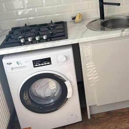 Rent this 1 bed apartment on Coventry in CV2 4HQ, United Kingdom