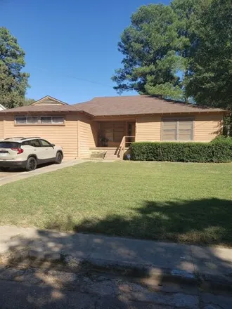 Buy this 5 bed house on 376 Milligan Drive in Pittsburg, TX 75686