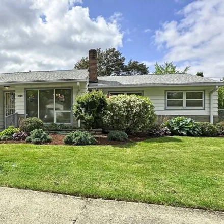Buy this 3 bed house on 10814 Southeast Pardee Street in Portland, OR 97266