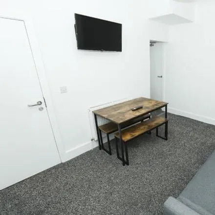 Image 1 - Ayresome Street, Middlesbrough, TS1 4PF, United Kingdom - House for rent