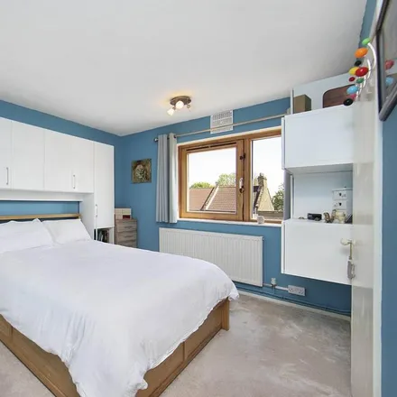 Rent this 2 bed apartment on 38 Park Road in London, E15 3QP