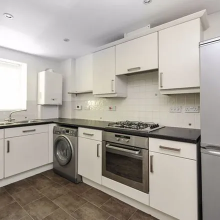 Rent this 2 bed apartment on Sanderson Villas in Gateshead, NE8 3BZ