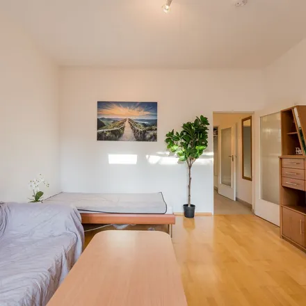Rent this 2 bed apartment on Kulmbacher Straße 9 in 10777 Berlin, Germany