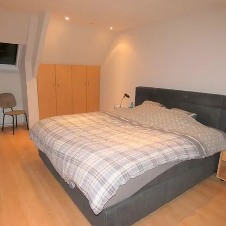 Rent this 2 bed apartment on Amersveldestraat 147 in 8610 Kortemark, Belgium
