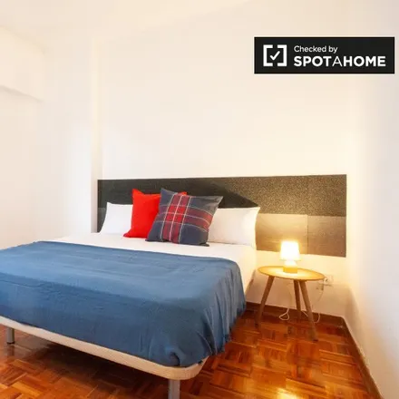 Rent this 1studio room on Madrid in Calle de Arturo Soria, 161