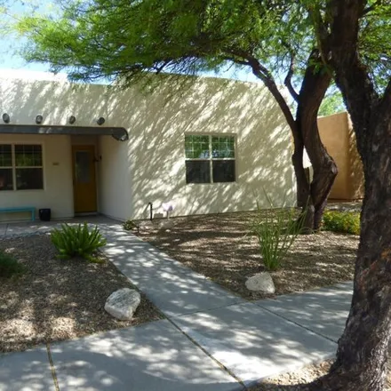 Rent this 2 bed house on East Moon Lane in Tucson, AZ 85730