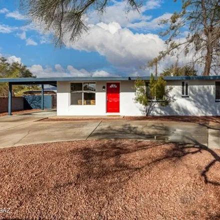 Buy this 3 bed house on 1023 South Duquesne Drive in Tucson, AZ 85710