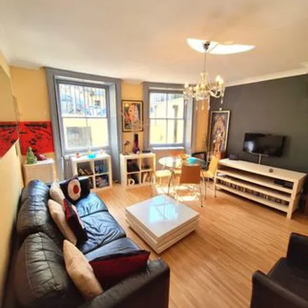 Rent this 1 bed apartment on Brunswick Place in Brighton, BN3 1AF
