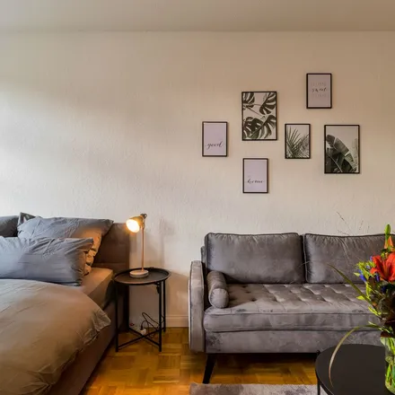 Rent this 2 bed apartment on Agentur für räumliche Entwicklungsalternativen in Buchholzer Straße 17, 10437 Berlin