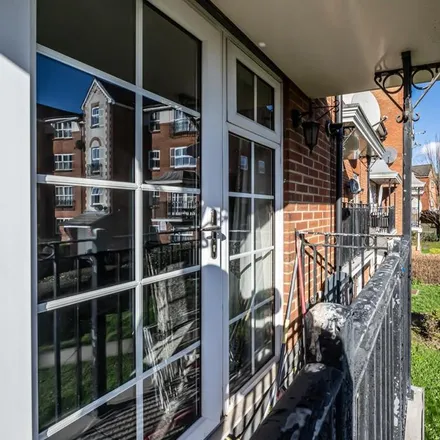 Rent this 2 bed apartment on Shaftesbury Gardens in Victoria Road, London