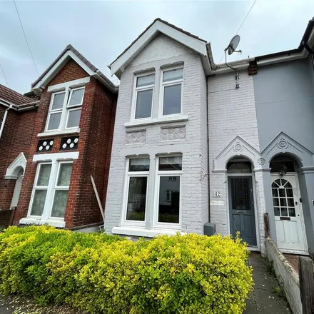Rent this 3 bed townhouse on Dutton Lane in Allbrook, SO50 6AB